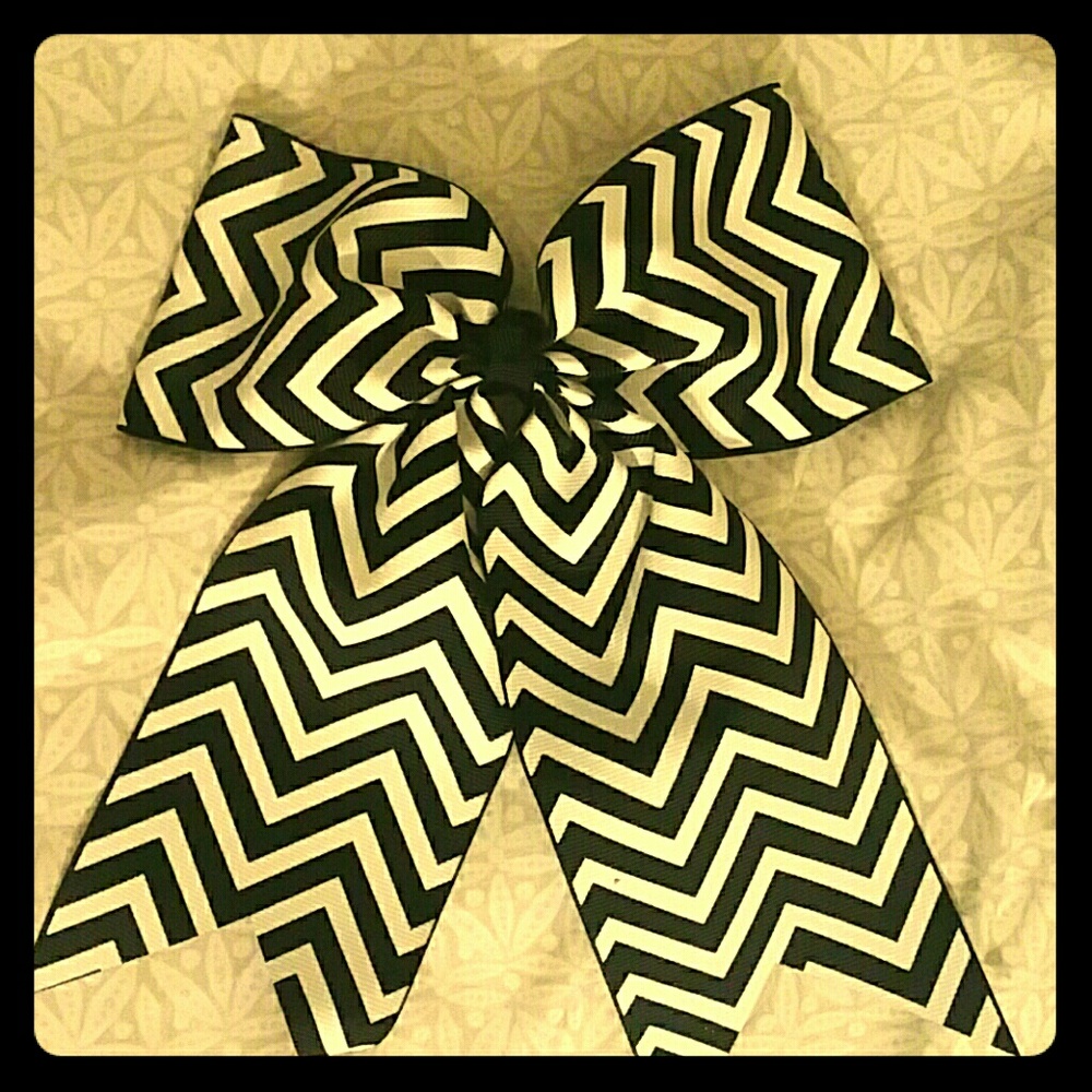 Large Bow